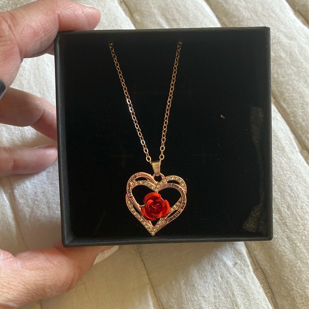 Heart Pendant Necklace with Red Rose